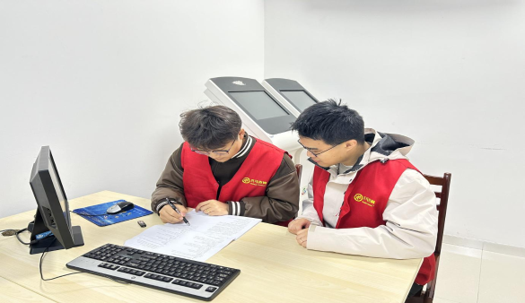 以學(xué)習(xí)強(qiáng)本領(lǐng)，以實(shí)干創(chuàng)佳績(jī)